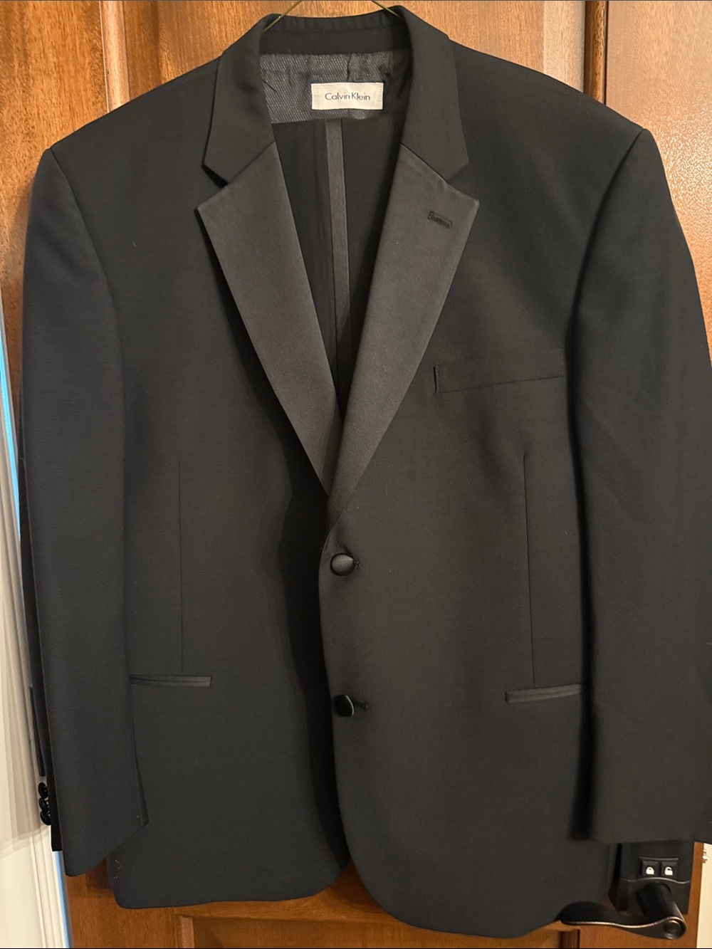 Calvin Klein Black Satin Lapel Tuxedo 46R worn once and dry cleaned